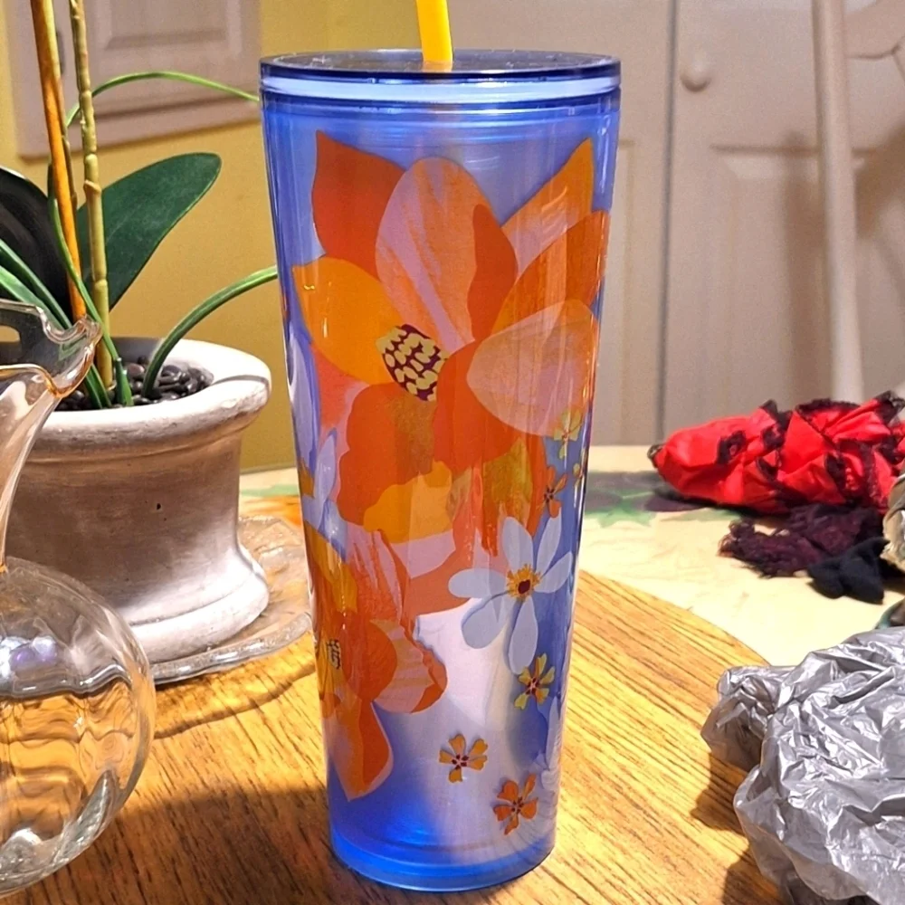 Starbucks  2024 Blue Dichronic Magnolia and FlowersTumbler